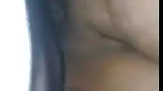 مصرية ذات صدر كبير تحصل على هزات متعددة من قضيب ضخم