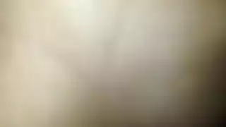 شفار مهبل مبلل يستفز ويلعب