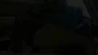 فتاتان يتللذان ثم يدخل عليهما الرجل