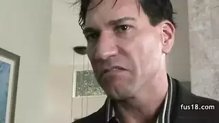 أشقاء إباحي قاس: أخ يملأ كل حفر أختي في السرير