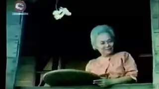 عض الرقبة وصفع طيزها قبل نيك عنيف