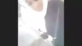 شهوة محرمة: رجل سعودي ينيك فم محجبة مصرية