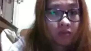 سمراء مثيرة تحصل على قذف على وجهها من قضيب كبير