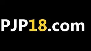 جمال تشيكي طبيعي يتلقى قذفًا عنيفًا في الحلق بمشهد إباحي صريح