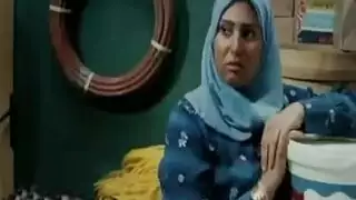 مشهد جنسي جامح: محمد و رحاب في وضعية الكلب