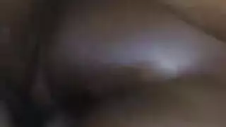 شرج قاسي: فتاة سوداء تستمتع بوضعية الكلب الخشنة