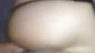 فيلم سكس عربي صريح: جزاري يضرب مؤخرة مغربية كبيرة بقوة