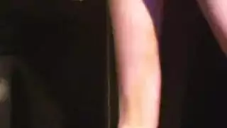 انتهى الدرس: الطالبات المشاغبات يتم تعبئتهن بالسائل المنوي