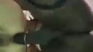 مديرة المدرسة مع الطالب