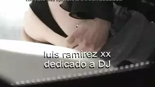 شقراء تتعرض لتمديد شرجها الضيق