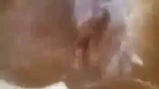 فتيات ألمانيات ساخنات في حفلة سحاقية مشبعة بالبخار
