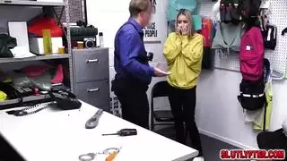 نيك سرقة سرلنكي من الشرطي