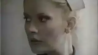 امه وابنها الصغير مترجم