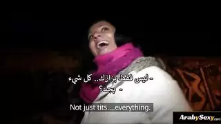 شراء قضيب أوروبي في مرحاض عام قذر
