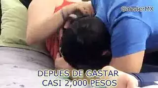 إباحي مص الثدي والحليب بشدة