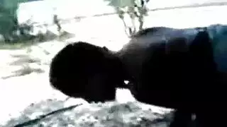 وسيم دولي يقدم حركة جنسية قاسية