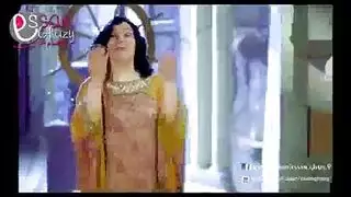 دفعات ورك إباحية قوية وأثداء ثقيلة في أداء الفاجرة العربية