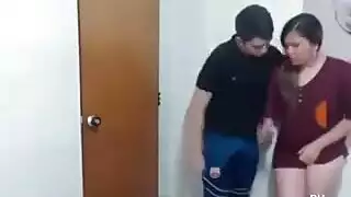 نيك الإخوة بنت واخوها