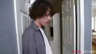 بنت من عين