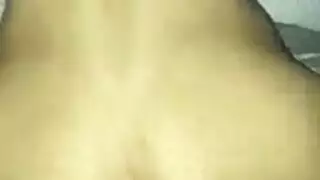 حركة شرجية قاسية مع كوماتي ناش والقضيب الأسود القوي