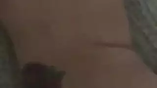 آسيوية شابة صدرها صغير في فيديو إباحي قاسي لعبودية وجلد