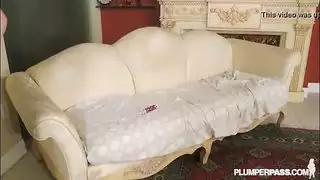 بورن عكوس الفتاة الفحل تركبه بعمق على زبه