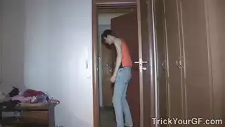 وقحة في سن المراهقة الساخنة وقحة عندما سخيف مع الديك سميكة