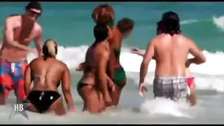 الطيز الكبيرة والصدر الكبير والغنيمة الكبيرة يتم تدميرها بقوة