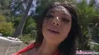 تجربة فريدا سانتي الجنسية القوية لإرضاء رجلها