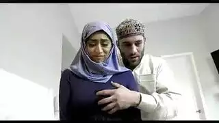 الشغاله تغصب صاحبه البيت