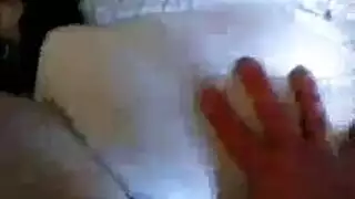 شغف الديك فاتنة اللعب مع اللعب