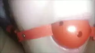 عربية تضرب فرجها بمفردها أنينات شهوانية عالية