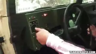 نيك زوجة الأب لوحدها في المنزل من أبناء زوجها