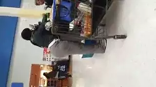 إباحية هاوية بريطانية: بلع المني وشرج