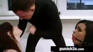 رباعي مساج صريح – أوجي في غرفة السبا