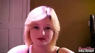 فتاة ساخنة تمارس جنس بورن عنيف