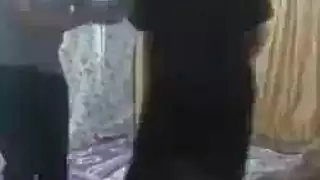 فيلم سكس عراقي إكس إكس إكس: جلسة ويب كام جماعي مجنونة