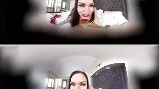 مشهد إباحي بالواقع الافتراضي: كارمن الفاجرة تنزل من أجل زب قاسٍ