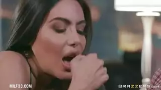 أفلام جنس غريبة مترجمة: من الرقص العاري إلى الإيلاج الكامل